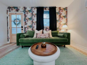 Dreami Stays East Nashville - 2BR Retreat with Cozy Patio and Mini Golf